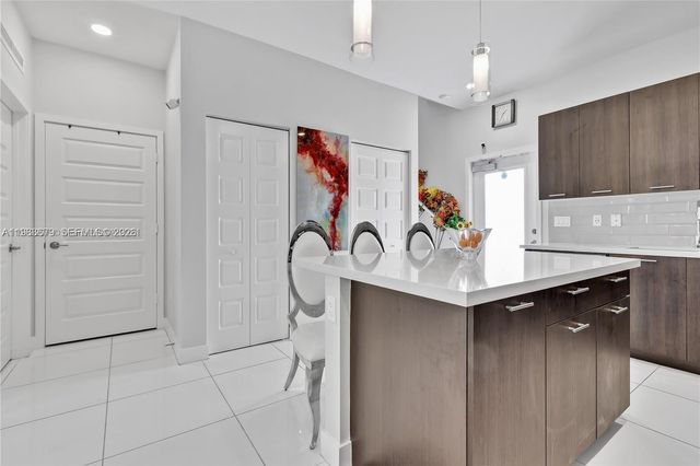 4745 NW 84th Ct 19, Doral, FL 33166