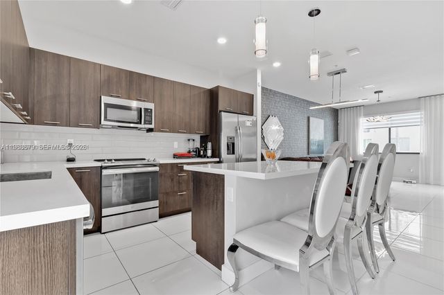 4745 NW 84th Ct 19, Doral, FL 33166