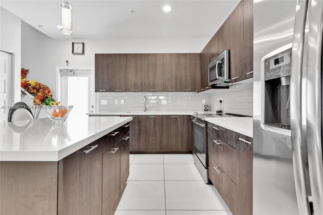 4745 NW 84th Ct 19, Doral, FL 33166