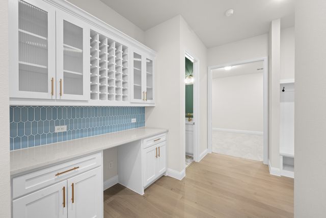 4726 Hawthorn Hills, Arlington, TX 76005