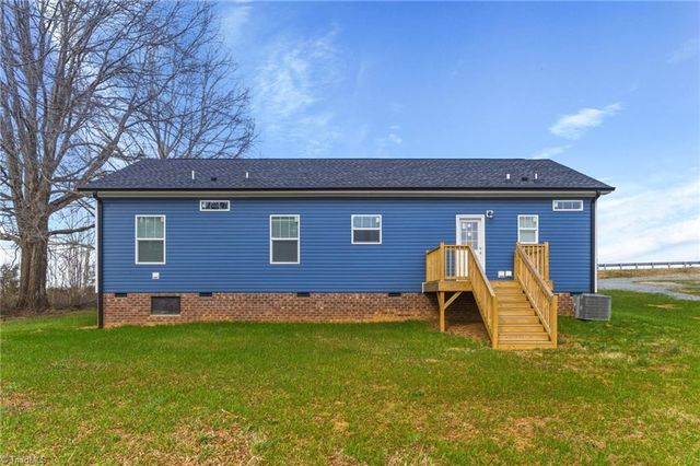 438 Hastings Hill Road, Kernersville, NC 27284