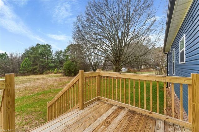438 Hastings Hill Road, Kernersville, NC 27284