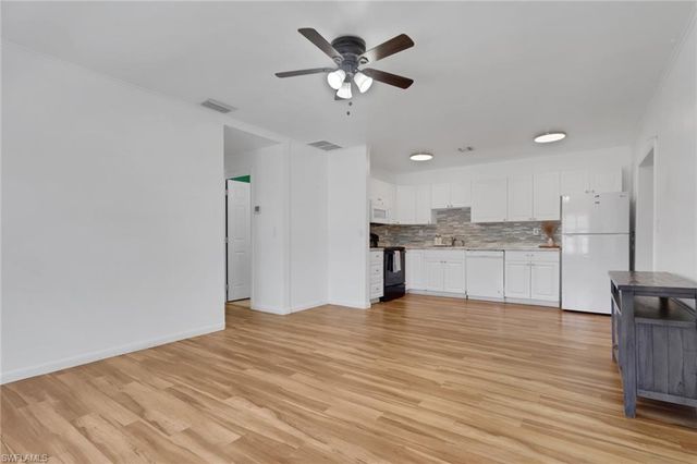 11360 Hunting RD, Bonita Springs, FL 34135