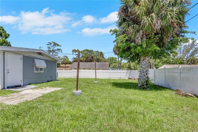 11360 Hunting RD, Bonita Springs, FL 34135
