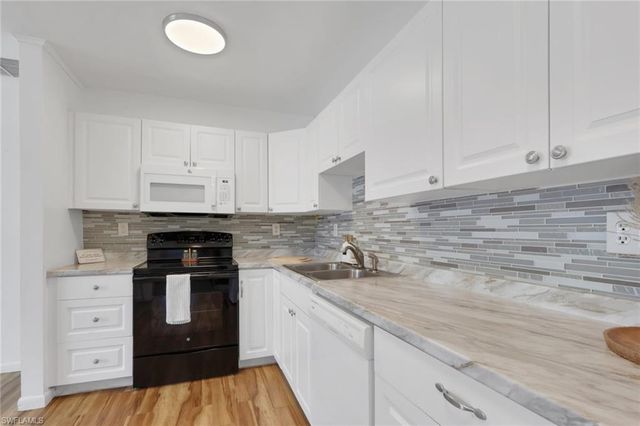 11360 Hunting RD, Bonita Springs, FL 34135
