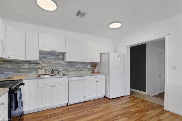 11360 Hunting RD, Bonita Springs, FL 34135