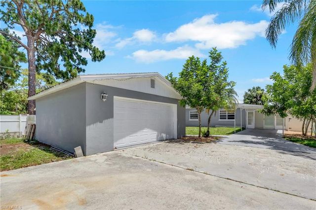 11360 Hunting RD, Bonita Springs, FL 34135