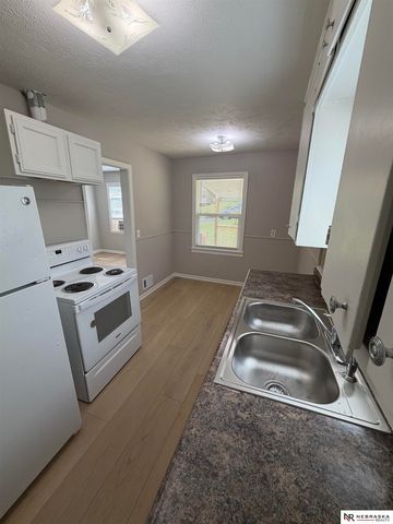 3732 N 36 Avenue, Omaha, NE 68111