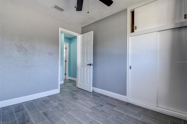 7583 MEADOWLAWN DRIVE N, St Petersburg, FL 33702