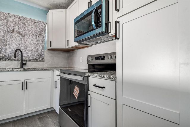 7583 MEADOWLAWN DRIVE N, St Petersburg, FL 33702