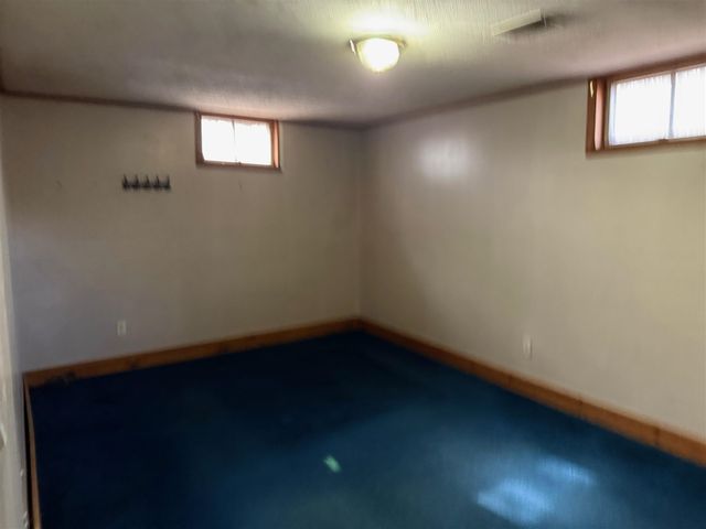 4685 13 Mile Road, Rockford, MI 49341