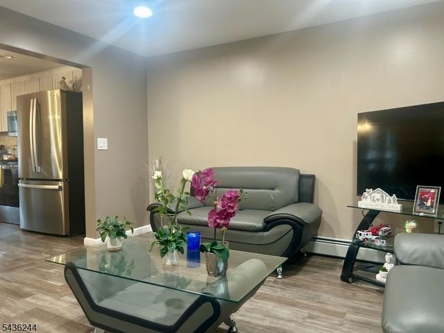30 N Dell Ave, Roxbury Twp., NJ 07847