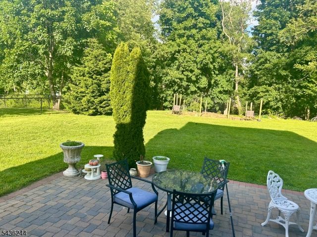 30 N Dell Ave, Roxbury Twp., NJ 07847