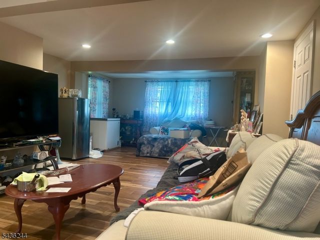 30 N Dell Ave, Roxbury Twp., NJ 07847
