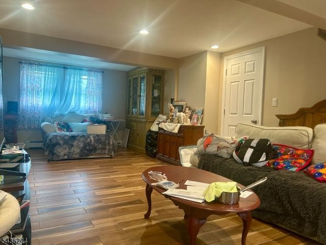 30 N Dell Ave, Roxbury Twp., NJ 07847