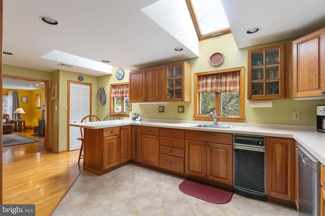 795 N HILLS AVE, Glenside, PA 19038