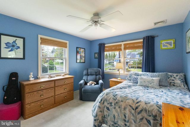 795 N HILLS AVE, Glenside, PA 19038