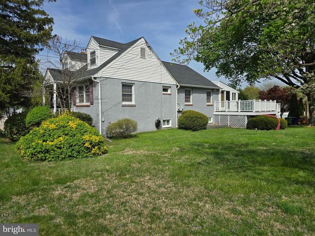 795 N HILLS AVE, Glenside, PA 19038