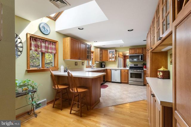 795 N HILLS AVE, Glenside, PA 19038