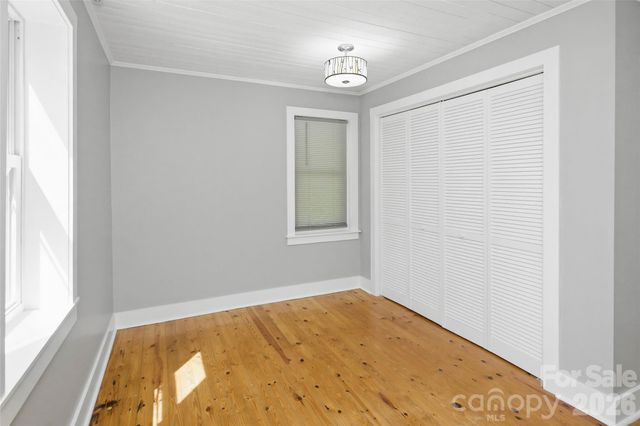 70 Cedar Street, Asheville, NC 28803