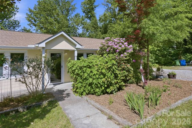 70 Cedar Street, Asheville, NC 28803