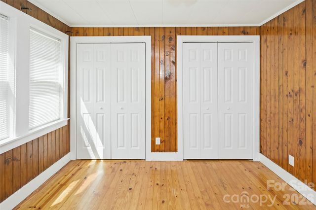 70 Cedar Street, Asheville, NC 28803