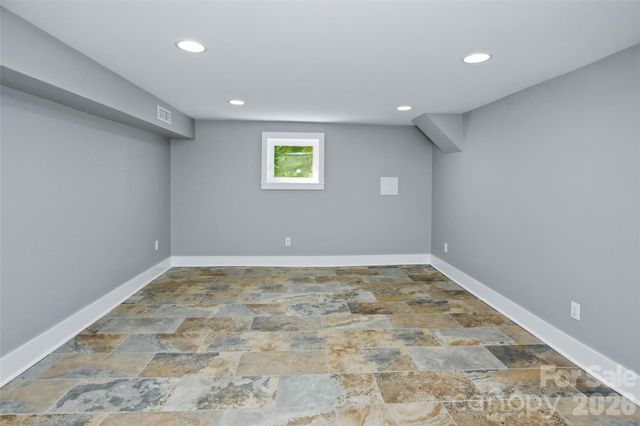 70 Cedar Street, Asheville, NC 28803