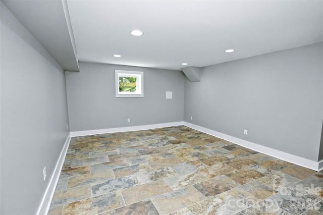 70 Cedar Street, Asheville, NC 28803