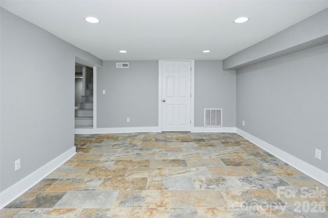 70 Cedar Street, Asheville, NC 28803