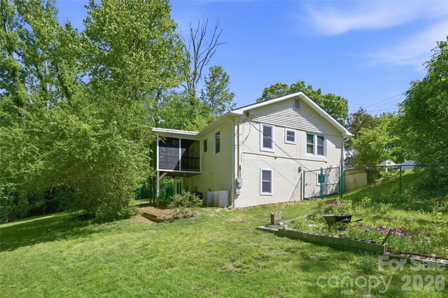 70 Cedar Street, Asheville, NC 28803