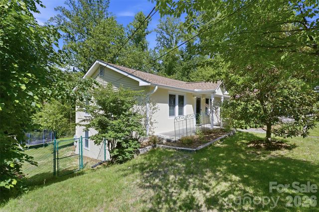 70 Cedar Street, Asheville, NC 28803