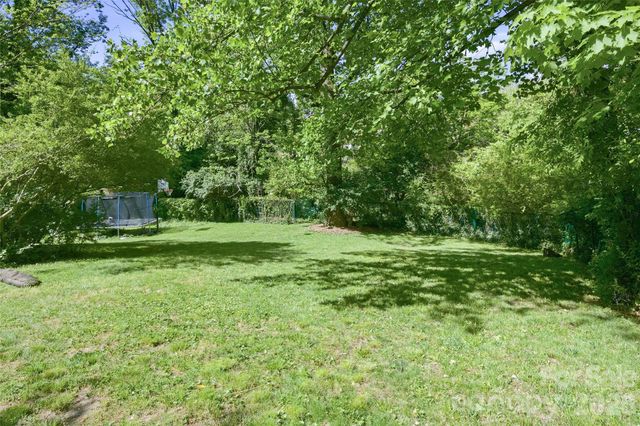 70 Cedar Street, Asheville, NC 28803