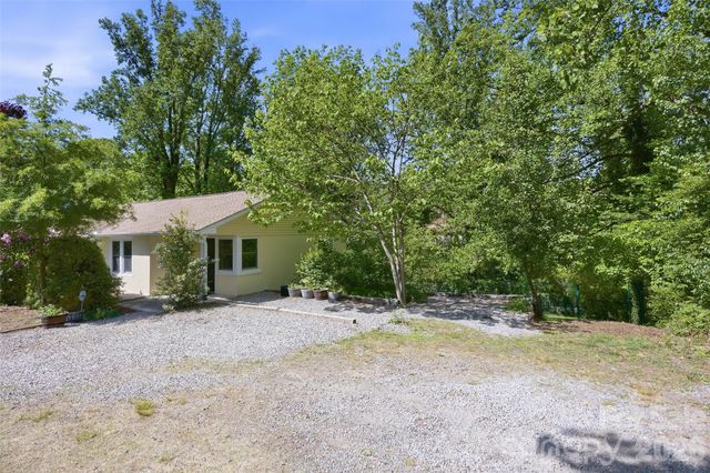 70 Cedar Street, Asheville, NC 28803