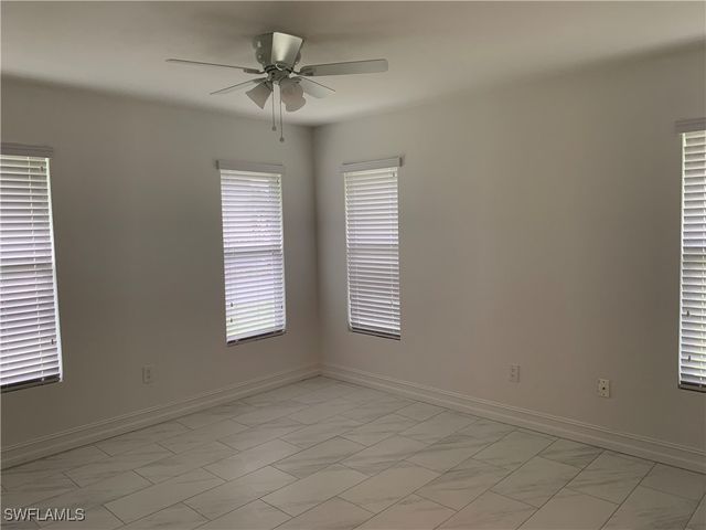 310 Carnaby CT, Naples, FL 34112