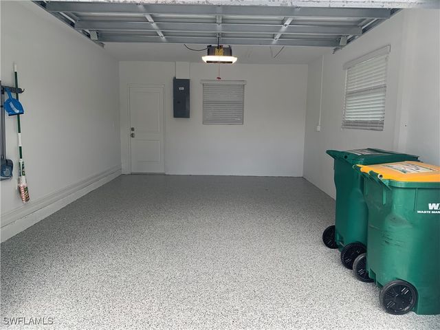 310 Carnaby CT, Naples, FL 34112