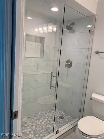 310 Carnaby CT, Naples, FL 34112