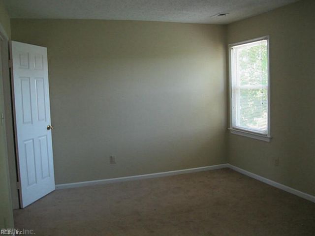 1355 Battleford DR, Virginia Beach, VA 23464