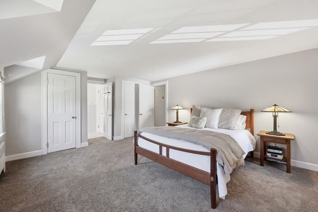 77 Pleasantview Avenue, Longmeadow, MA 01106