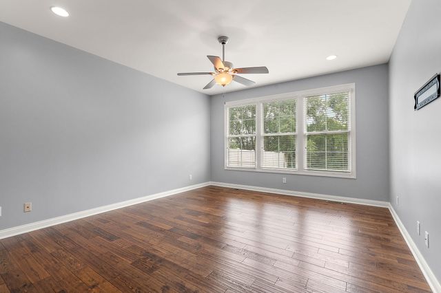 9827 Garden Way, St. John, IN 46373
