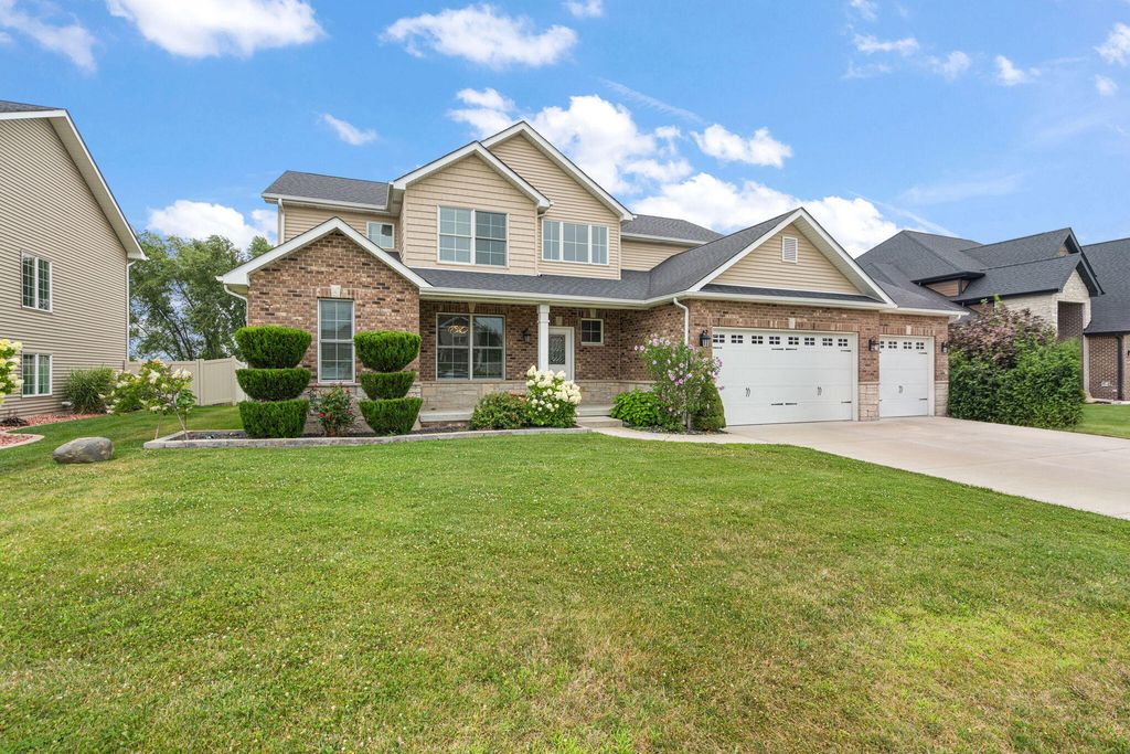 9827 Garden Way, St. John, IN 46373