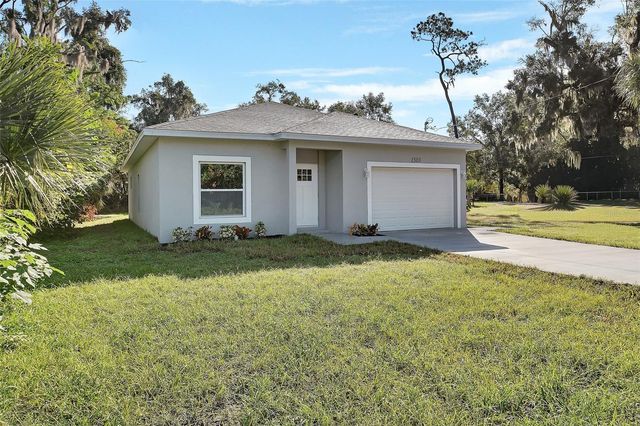 1303 THOMPSON STREET, Deland, FL 32720