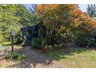 88102 MALLORY Ln, Bandon, OR 97411