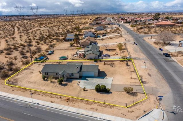 16205 Llanada Avenue, Victorville, CA 92394