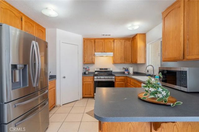 16205 Llanada Avenue, Victorville, CA 92394