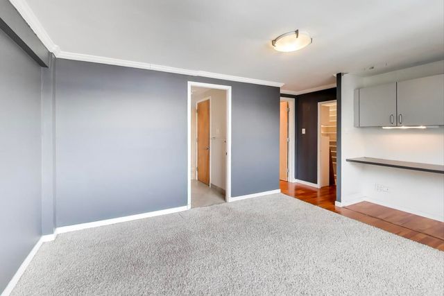 2909 N Sheridan Road 1807, Chicago, IL 60657