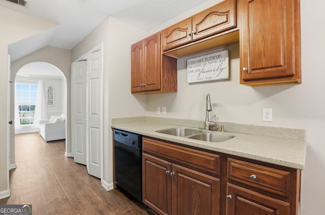 100 Poolside Lane, Savannah, GA 31405