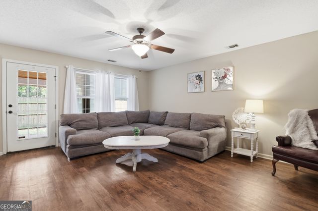 100 Poolside Lane, Savannah, GA 31405