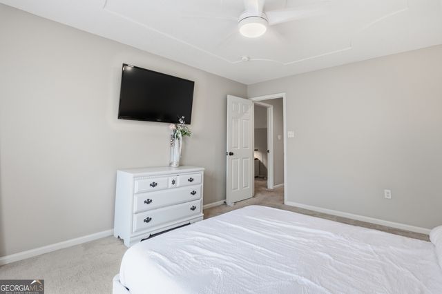 100 Poolside Lane, Savannah, GA 31405