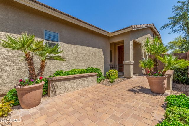 374 W LYLE Avenue, San Tan Valley, AZ 85140