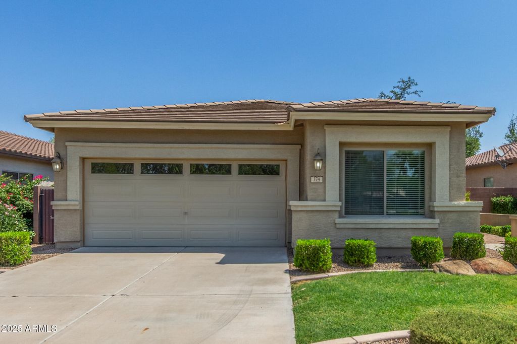 374 W LYLE Avenue, San Tan Valley, AZ 85140 — photo 2